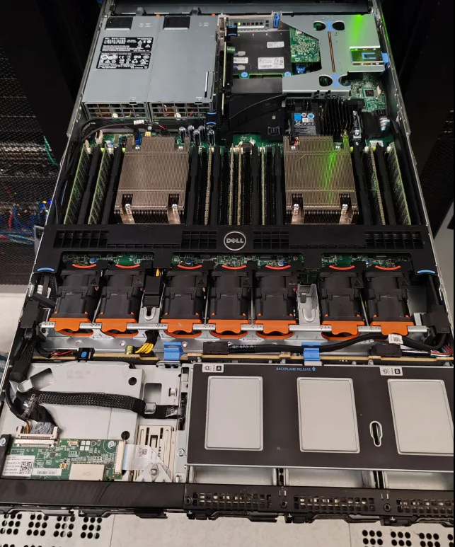 Univers Datacenter